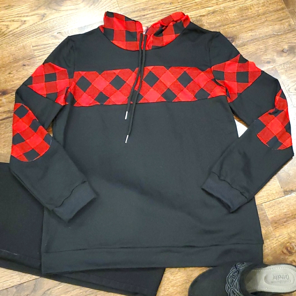 Womens Blooming Jelly black & red hoodie size M